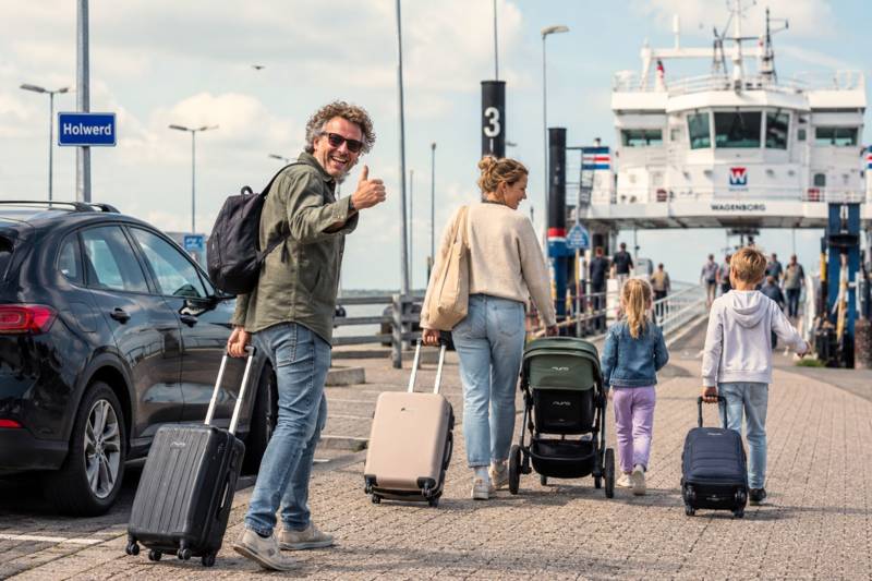 Zonder auto naar Ameland? Reis zorgeloos naar je verblijf